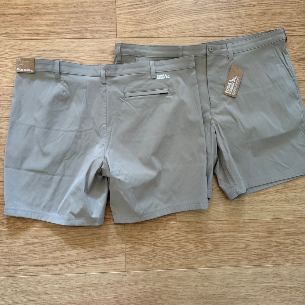 NEW 2 prs Eddie Bauer Horizon Takeoff Chino Shorts Mens 44 Khaki‎ Performance 8"